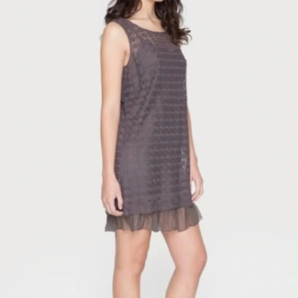 4 Love And Liberty Iva Dress - Picture 1 of 5